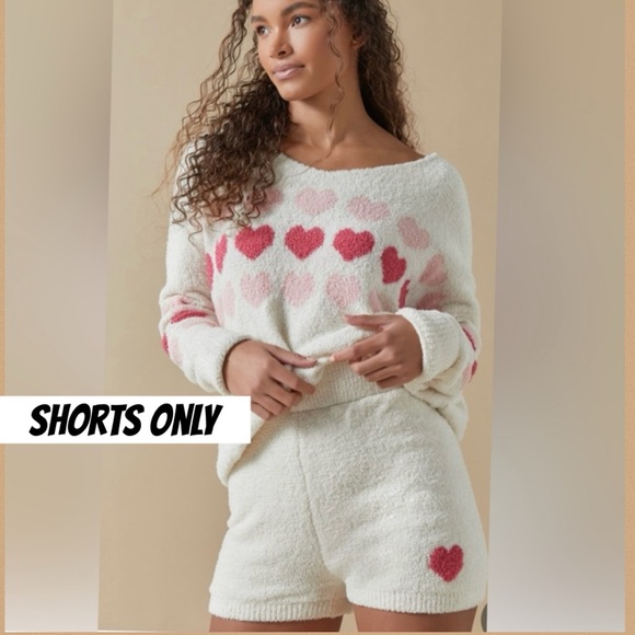 ❤️New Francesca’s Everly Teddy Shorts❤️ - Picture 1 of 6